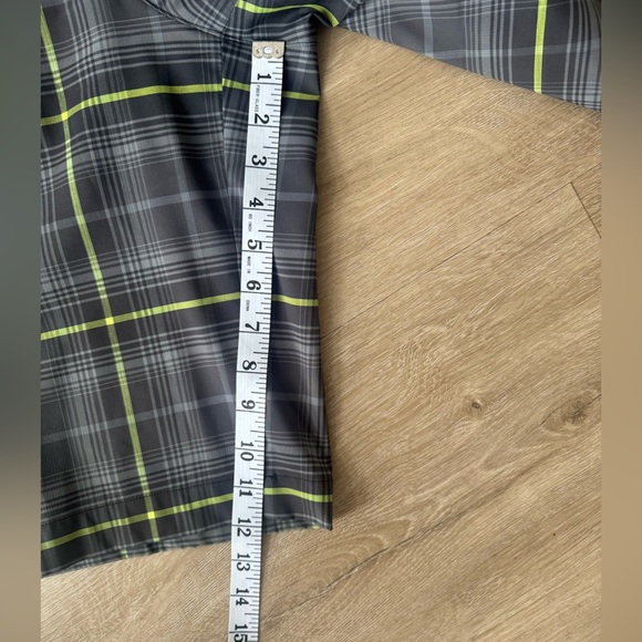 Nike Golf‎ Tour Performance Green Gray Plaid Shorts Size 36 - Picture 4 of 7
